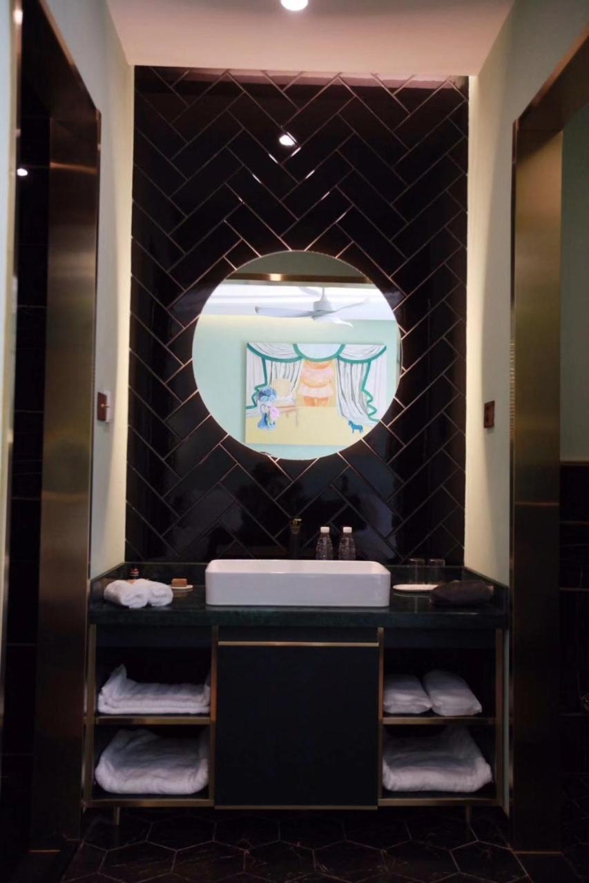 Moon And Chalice Boutique Hotel Kunming Kültér fotó